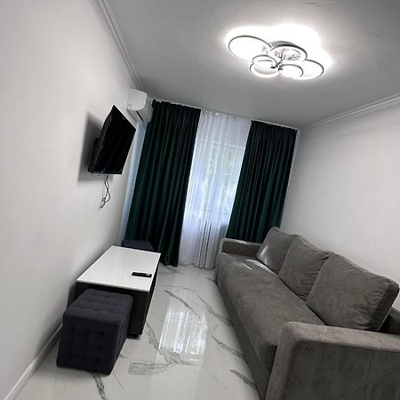 Apartament 3 Camere Trapezului Bucureşti Ngoại thất bức ảnh